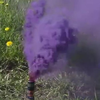 Дым фиолетовый дымит 1 минуту